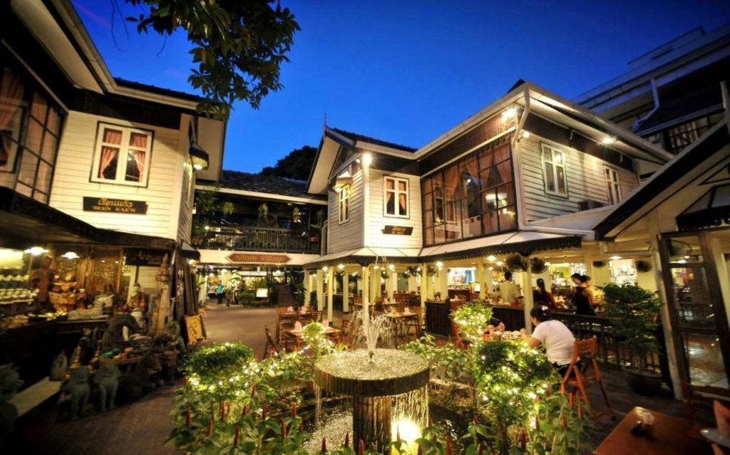 Silom Village Inn Bangkok Exteriér fotografie